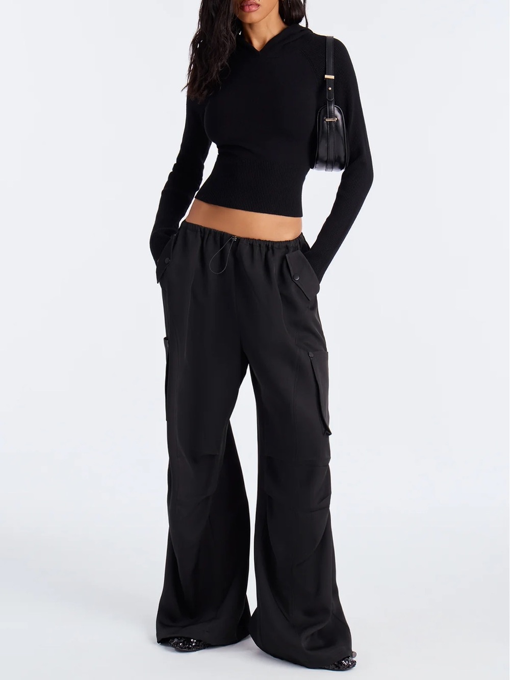 Fashion nova Women’s Black Wide-Leg Cargo Pants